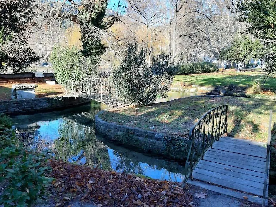 Apartment Appartement Au Murmure Des Eaux A Fontaine-De-Vaucluse